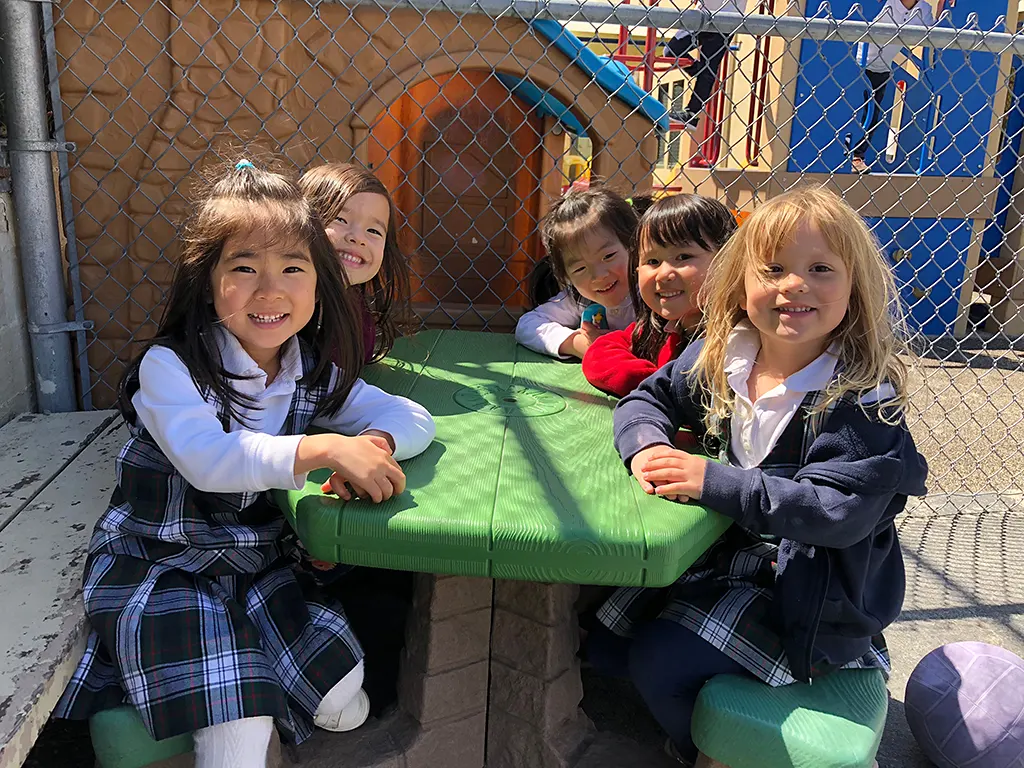 STA Preschool Girls at table